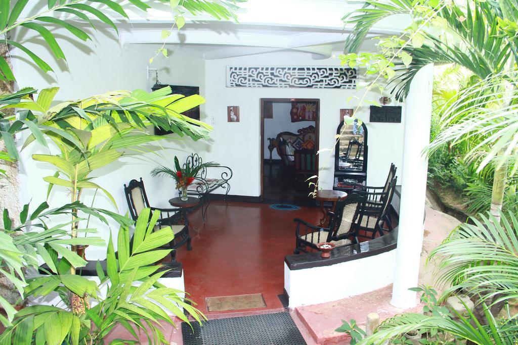 Traditional Kandyan House Luaran gambar